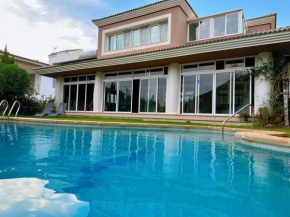 Chalet vacacional Villa Dorina, Vicar